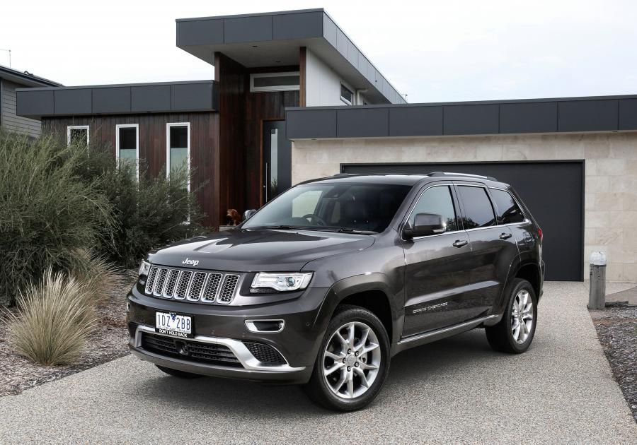  Jeep Grand Cherokee Summit Platinum 2015 года  (AU) (фото 3 из 5)